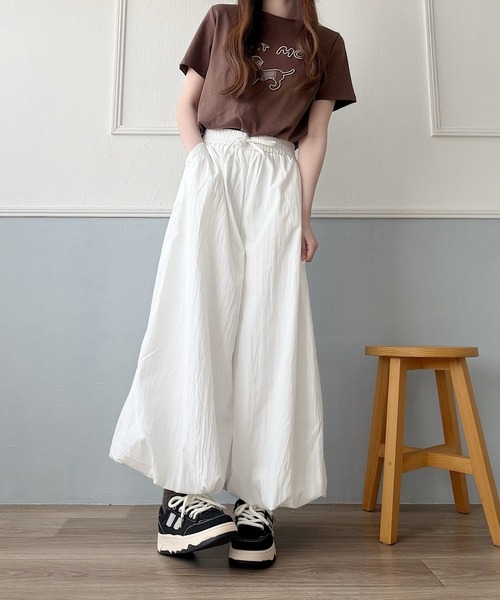 Nana(ナナ)の「ボリュームバルーンワイドパンツ(その他パンツ・レディース・ホワイト・FREE)」の13枚目の写真