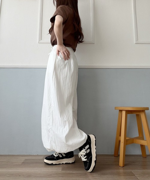 Nana(ナナ)の「ボリュームバルーンワイドパンツ(その他パンツ・レディース・ホワイト・FREE)」の18枚目の写真
