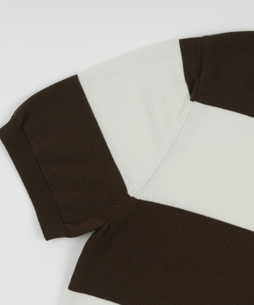BELLIEF(ベリーフ)の「Essential Hard Twist Cotton Short Sleeve Striped Knit (Ivory/Brown)(ニット/セーター・メンズ・その他・MEDIUM/LARGE/X-LARGE)」の4枚目の写真