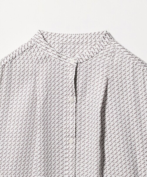 A DAY IN THE LIFE UNITED ARROWS(アデイインザライフユナイテッドアローズ)の「バックプリーツ シャツブラウス <A DAY IN THE LIFE>(シャツ/ブラウス・レディース・ベージュ/オフホワイト/ブラック/ライトブルー・FREE)」の17枚目の写真