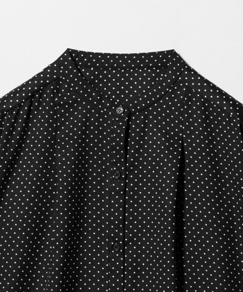A DAY IN THE LIFE UNITED ARROWS(アデイインザライフユナイテッドアローズ)の「バックプリーツ シャツブラウス <A DAY IN THE LIFE>(シャツ/ブラウス・レディース・ベージュ/オフホワイト/ブラック/ライトブルー・FREE)」の20枚目の写真