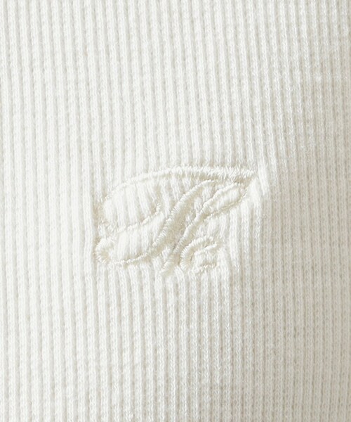 THE SHOP TK (ザ ショップ ティーケー )の「ヘンリーネック ワンポイント刺繍トップス(Tシャツ/カットソー・レディース・ブラック/グレー/アイボリー・12/13)」の7枚目の写真