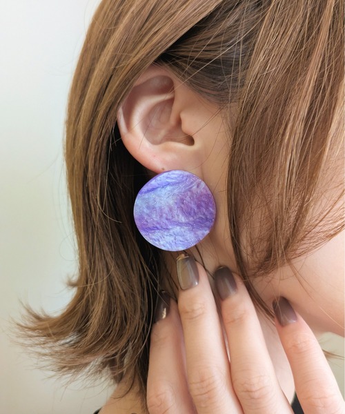 styiro（スタイロ）の「宇宙･星空プレートピアス（ピアス（両耳用）・レディース・ラベンダー/グリーン/ブルー/パープル/ホワイト・FREE）」の5枚目の写真
