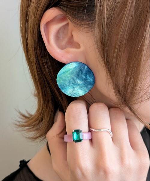 styiro（スタイロ）の「宇宙･星空プレートピアス（ピアス（両耳用）・レディース・ラベンダー/グリーン/ブルー/パープル/ホワイト・FREE）」の3枚目の写真