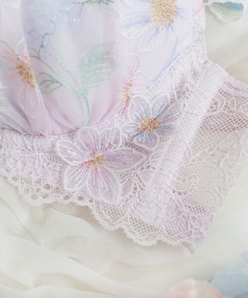 Risa Magli(リサマリ)の「アンネリー ブラジャー (D-F) <N Make Type>(ブラジャー・レディース・グレー/ホワイト/パープル・F65/E75/E70/E65/D75/D70/D65/F75/F70)」の14枚目の写真