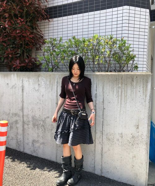 ASON（アズオン）の「BERRY FRILL SKIRT / CHARCOAL（スカート・レディース・その他・FREE）」の11枚目の写真