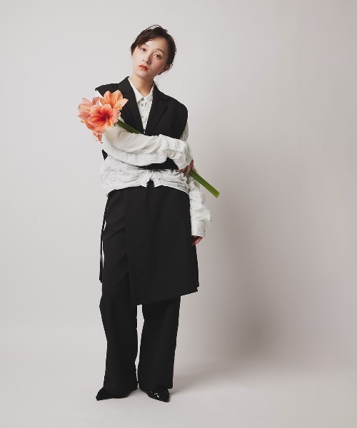 W:Huku（フーク）の「コットン ガーゼ シャーリング シャツ ブラウス / Cotton Gauze Shirring Shirt Blouse（シャツ/ブラウス・レディース・ブラウン/ダークネイビー/アイボリー/ホワイト・FREE）」の11枚目の写真