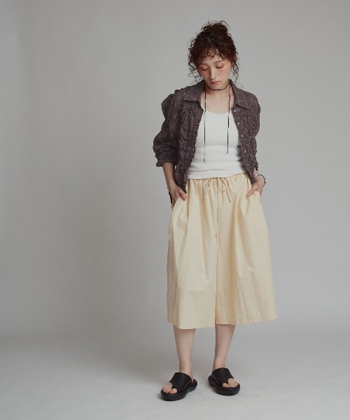 W:Huku（フーク）の「コットン ガーゼ シャーリング シャツ ブラウス / Cotton Gauze Shirring Shirt Blouse（シャツ/ブラウス・レディース・ブラウン/ダークネイビー/アイボリー/ホワイト・FREE）」の17枚目の写真