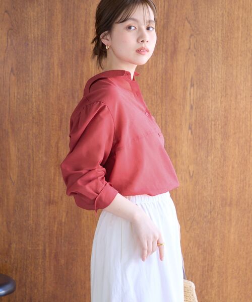 COHINA（コヒナ）の「シームデザインシアーシャツ 【低身長・小柄女性】（シャツ/ブラウス・レディース・レッド/ブラウン/オフホワイト/ブルー系その他・ONE SIZE）」の22枚目の写真