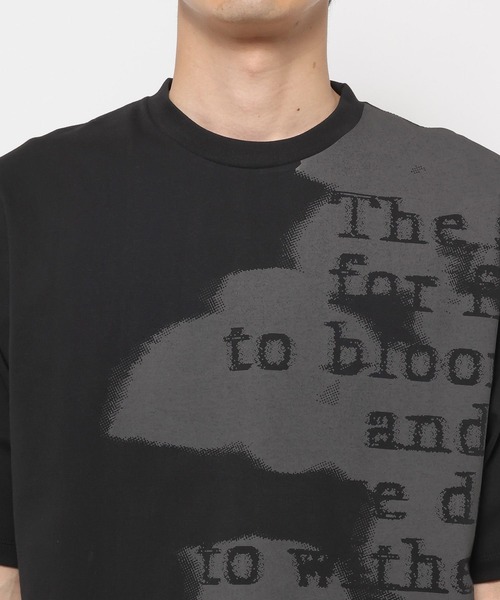 RAGEBLUE(レイジブルー)の「【接触冷感/吸水速乾】FLORAL PRINT T-SHIRTS/フラワープリントTシャツ(Tシャツ/カットソー・メンズ・ブラック/ホワイト・MEDIUM/LARGE)」の15枚目の写真
