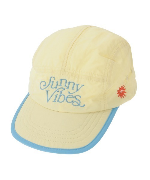 Catchup(ケチャップ)の「Sunny Vibes パイピングナイロンキャップ(キャップ・キッズ・レッド/オフホワイト/ゴールド・S/M/L)」の3枚目の写真