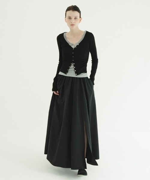 CLANE(クラネ)の「CURVED NECK LAYERED SET TOPS(Tシャツ/カットソー・レディース・ホワイト/ピンク/ブラック・2/1)」の9枚目の写真