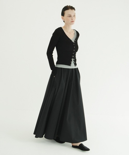 CLANE(クラネ)の「CURVED NECK LAYERED SET TOPS(Tシャツ/カットソー・レディース・ホワイト/ピンク/ブラック・2/1)」の10枚目の写真