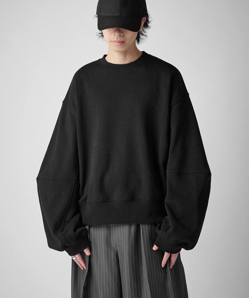 Lui's(ルイス)の「【Neucon】VOLUME SLEEVE SHORT SWEAT / ボリュームスリーブショートスウェットプルオーバー / セットアップ対応(スウェット・メンズ・ブラック/チャコールグレー/杢グレー・2/1)」の5枚目の写真