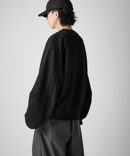 Lui's(ルイス)の「【Neucon】VOLUME SLEEVE SHORT SWEAT / ボリュームスリーブショートスウェットプルオーバー / セットアップ対応(スウェット・メンズ・ブラック/チャコールグレー/杢グレー・2/1)」の8枚目の写真