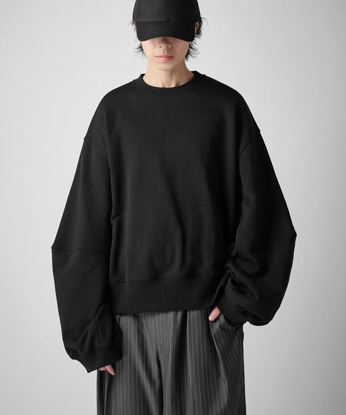 Lui's(ルイス)の「【Neucon】VOLUME SLEEVE SHORT SWEAT / ボリュームスリーブショートスウェットプルオーバー / セットアップ対応(スウェット・メンズ・ブラック/チャコールグレー/杢グレー・2/1)」の4枚目の写真