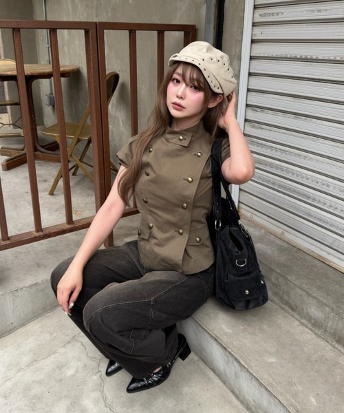 RAY CASSIN(レイカズン)の「【7/10(金)・11日(土)限定5%OFF】ナポレオンパフスリーブシャツ / ブラウス(シャツ/ブラウス・レディース・ブラック/ベージュ/カーキ・FREE)」の4枚目の写真
