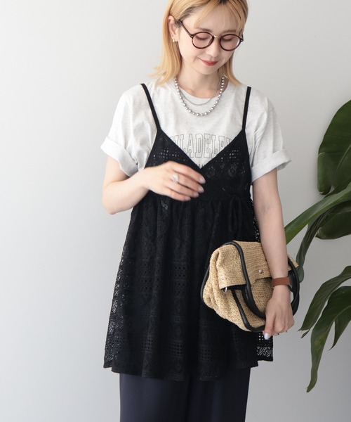 AMERICAN HOLIC(アメリカンホリック)の「【WEB限定】前後2WAYレースキャミソールチュニック(ベスト・レディース・ブラック/アイボリー・FREE)」の9枚目の写真