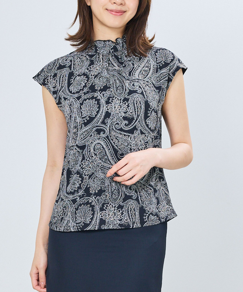 NARACAMICIE(ナラカミーチェ)の「【NARACAMICIE】ペイズリー柄ドッキングハイネックカットソー(Tシャツ/カットソー・レディース・ブラック/ホワイト・M/XL)」の2枚目の写真