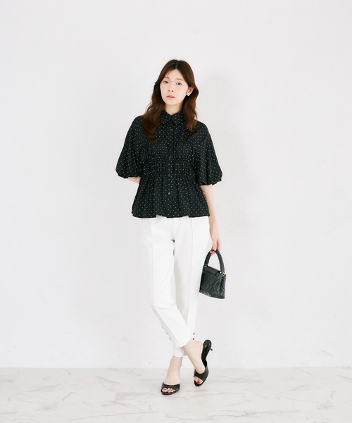tocco closet(トッコ クローゼット)の「ドット柄シャーリングパフスリーブブラウス(シャツ/ブラウス・レディース・ブラック・M)」の7枚目の写真