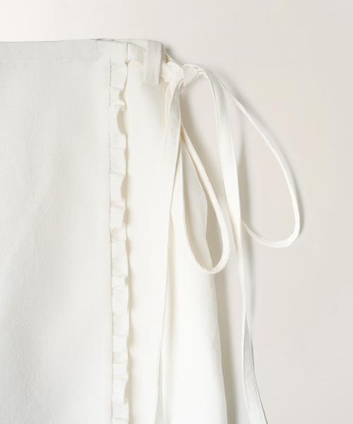 TTUDEMENT（トュードメント）の「LINEN LONG SKIRT_WHITE（スカート・レディース・その他・SMALL/MEDIUM）」の4枚目の写真