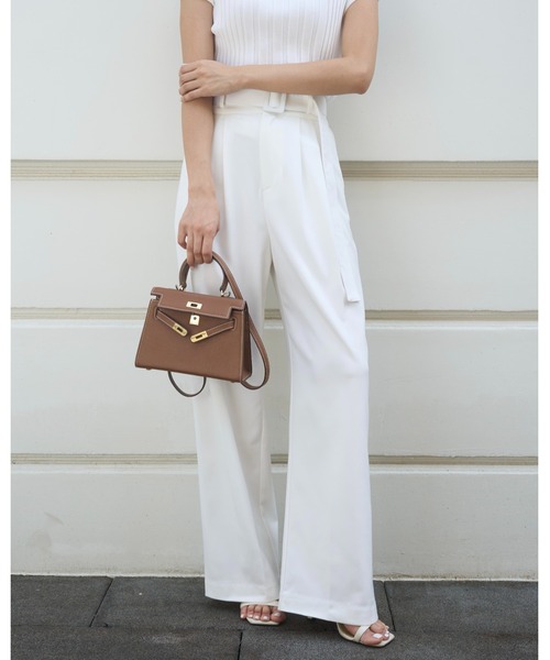 BIRTHDAY BASH（バースデイバッシュ）の「BELTED TUCK PANTS（ベルテッドタックパンツ）（スラックス・レディース・ホワイト/ブルー・S/M）」の2枚目の写真
