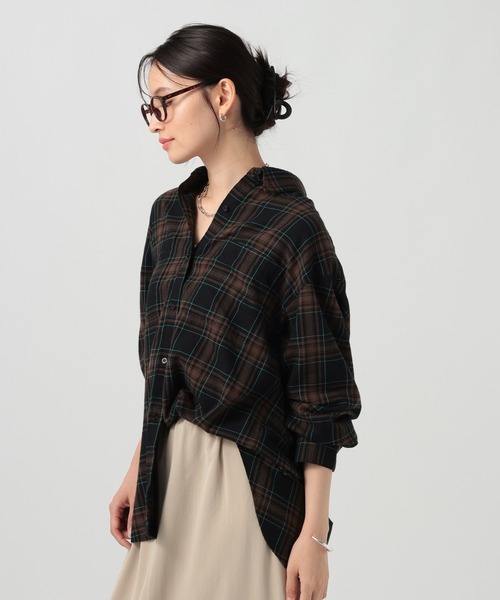 BAYFLOW(ベイフロー)の「アソートチェックBIGシャツ(シャツ/ブラウス・レディース・ベージュ/ブラック/ネイビー/グリーン・MEDIUM/SMALL)」の16枚目の写真