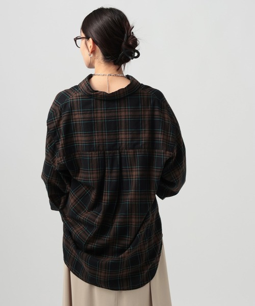 BAYFLOW(ベイフロー)の「アソートチェックBIGシャツ(シャツ/ブラウス・レディース・ベージュ/ブラック/ネイビー/グリーン・MEDIUM/SMALL)」の17枚目の写真
