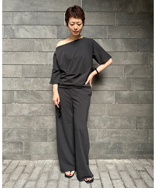plage（プラージュ）の「twist jersey Tシャツ（Tシャツ/カットソー・レディース・チャコールグレー/ベージュ・FREE）」の11枚目の写真