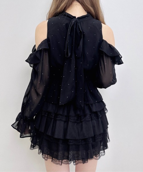 INGNI(イング)の「ベルト付きラインストーンシアー肩あきブラウス(シャツ/ブラウス・レディース・オフホワイト/ブラウン/ブラック・M)」の13枚目の写真