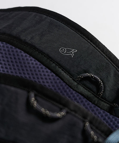 417 EDIFICE(フォーワンセブンエディフィス)の「BELLROY Lite Daypack(バックパック/リュック・メンズ・チャコールグレー/ブラック・FREE)」の10枚目の写真
