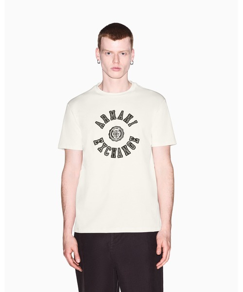 ARMANI EXCHANGE(アルマーニエクスチェンジ)の「【A|X アルマーニ エクスチェンジ】CO AXロゴ レギュラーフィット 半袖クルーネックTシャツ/REGULAR(Tシャツ/カットソー・メンズ・オフホワイト・XX-LARGE/X-SMALL/X-LARGE/SMALL/MEDIUM/LARGE)」の1枚目の写真
