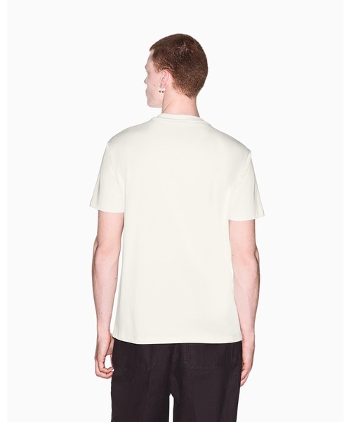 ARMANI EXCHANGE(アルマーニエクスチェンジ)の「【A|X アルマーニ エクスチェンジ】CO AXロゴ レギュラーフィット 半袖クルーネックTシャツ/REGULAR(Tシャツ/カットソー・メンズ・オフホワイト・XX-LARGE/X-SMALL/X-LARGE/SMALL/MEDIUM/LARGE)」の2枚目の写真