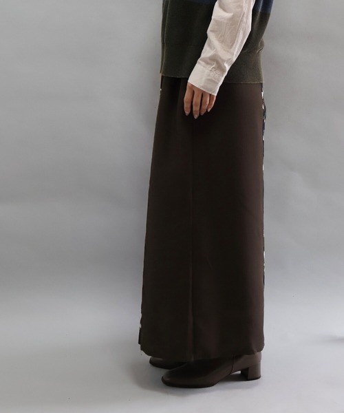 etre relie(エトレリー)の「ジオメフラワー柄レイヤード風パンツ(その他パンツ・レディース・グリーン系その他/ブルー系その他3・MEDIUM)」の4枚目の写真
