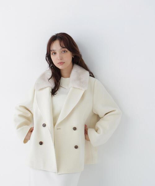 NATURAL BEAUTY BASIC（ナチュラルビューティーベーシック）の「ファーカラーハーフＰコート（ピーコート・レディース・オフホワイト/ブラック/ブラウン・MEDIUM/SMALL）」の17枚目の写真