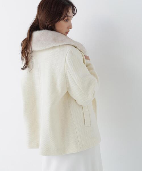 NATURAL BEAUTY BASIC（ナチュラルビューティーベーシック）の「ファーカラーハーフＰコート（ピーコート・レディース・オフホワイト/ブラック/ブラウン・MEDIUM/SMALL）」の21枚目の写真
