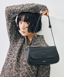 YAHKI（ヤーキ）の「【YAHKI/ヤーキ】《STUDIOUS別注復刻》YH-768/ムーンショルダーバッグ（ショルダーバッグ）」