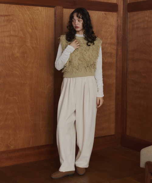 OLUN(オルン)の「fringe knit vest/フリンジニットベスト(ベスト・レディース・ベージュ/ダークブラウン・FREE)」の22枚目の写真