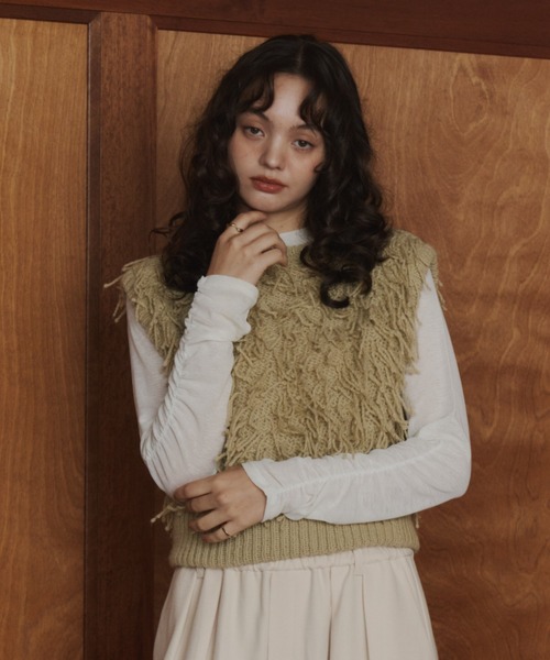 OLUN(オルン)の「fringe knit vest/フリンジニットベスト(ベスト・レディース・ベージュ/ダークブラウン・FREE)」の19枚目の写真