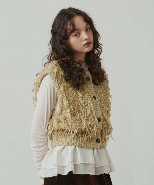 OLUN(オルン)の「fringe knit vest/フリンジニットベスト(ベスト・レディース・ベージュ/ダークブラウン・FREE)」の10枚目の写真