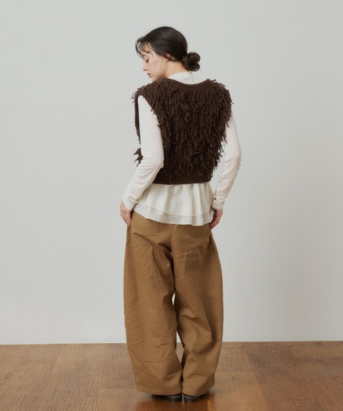 OLUN(オルン)の「fringe knit vest/フリンジニットベスト(ベスト・レディース・ベージュ/ダークブラウン・FREE)」の18枚目の写真