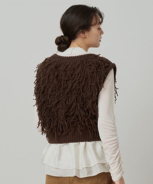 OLUN(オルン)の「fringe knit vest/フリンジニットベスト(ベスト・レディース・ベージュ/ダークブラウン・FREE)」の15枚目の写真