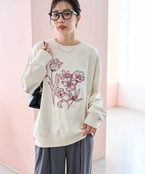 FREAK'S STORE(フリークスストア)の「限定展開 線画 花 刺繍 スウェット プルオーバー(スウェット・レディース・ナチュラル/ブラウン/ブルー/チャコールグレー/グレー・フリ-)」の17枚目の写真