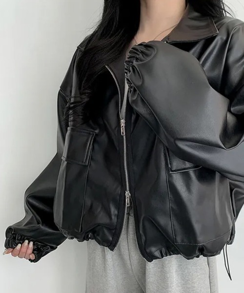 Emilie(エミリー)の「ダブルジップ フェイクレザーショートジャケット(ライダースジャケット・レディース・ブラック/クリーム・FREE)」の18枚目の写真