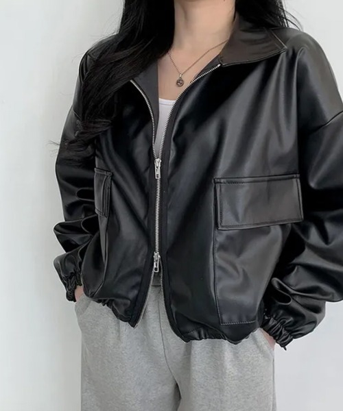Emilie(エミリー)の「ダブルジップ フェイクレザーショートジャケット(ライダースジャケット・レディース・ブラック/クリーム・FREE)」の19枚目の写真