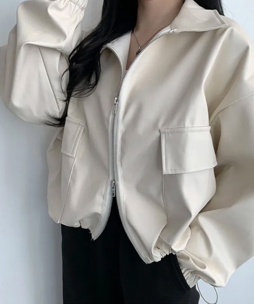 Emilie(エミリー)の「ダブルジップ フェイクレザーショートジャケット(ライダースジャケット・レディース・ブラック/クリーム・FREE)」の7枚目の写真