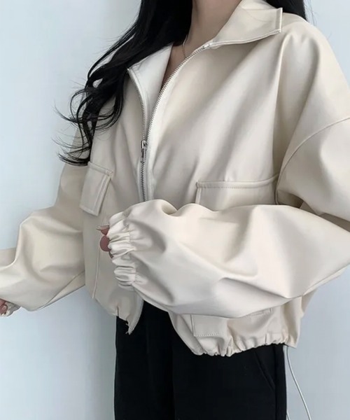 Emilie(エミリー)の「ダブルジップ フェイクレザーショートジャケット(ライダースジャケット・レディース・ブラック/クリーム・FREE)」の8枚目の写真