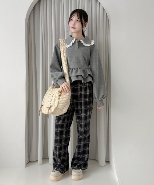 F i.n.t(フィント)の「【セットアップ対応】コットンレース使いペプラムスウェット/fint フィント(スウェット・レディース・グレー/ピンクベージュ・FREE)」の14枚目の写真