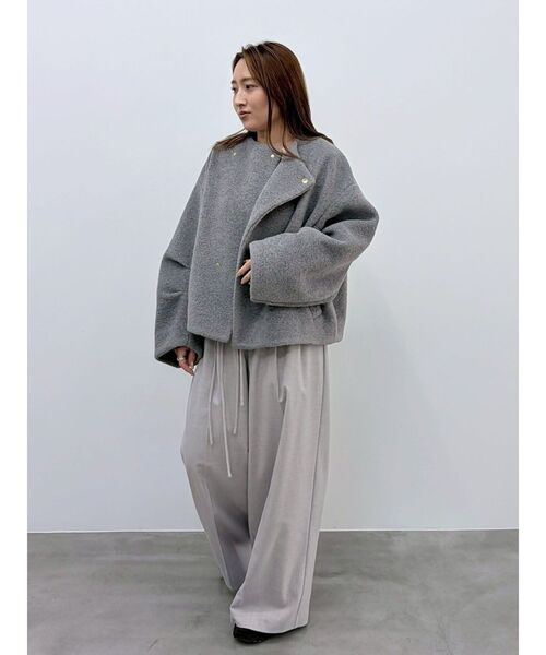 LAGUNAMOON(ラグナムーン)の「コードベルトツキツータックワイドパンツ(その他パンツ・レディース・ライトグレー/チャコールグレー・MEDIUM/SMALL)」の18枚目の写真