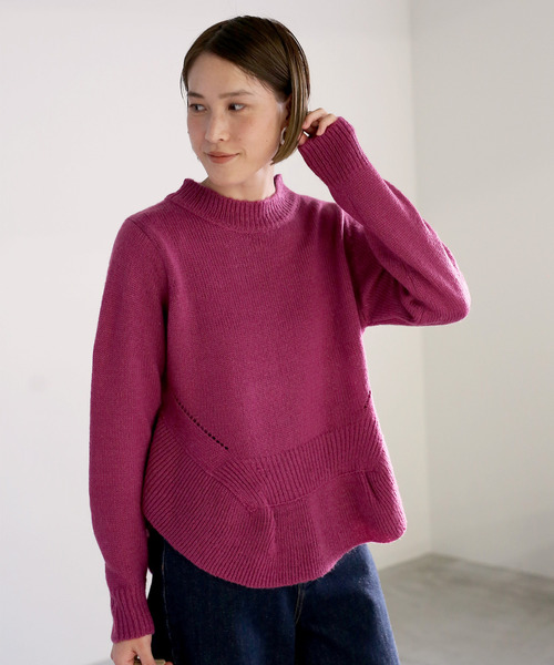 select MOCA(セレクトモカ)の「【再入荷】【2017A/W】ボリュームフレアぺプラム後ろ長めデザイン長袖プチハイネックサイドヘムニットトップス(ニット/セーター)」|ピンク